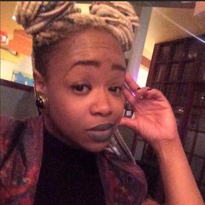 Meet your Posher, La Keisha.